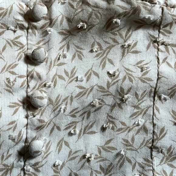 SKYLAR + MADISON 💯 Rayon Cream Cropped Long Sleeve Floral Button-Up Blouse - Picture 8 of 12